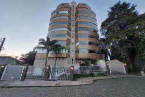 Apartamento com 160m², 3 dormitórios, 3 vagas, no bairro Jardim América em Caxias do Sul para Comprar