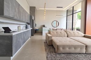 Casa com 330m², 4 dormitórios, 6 vagas, no bairro Monte Bérico em Caxias do Sul para Alugar ou Comprar