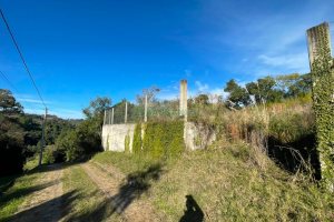 Terreno com 1000m², no bairro Monte Bérico em Caxias do Sul para Comprar