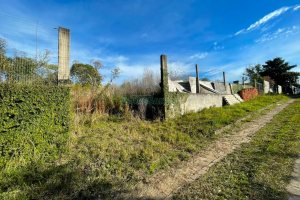 Terreno com 1000m², no bairro Monte Bérico em Caxias do Sul para Comprar