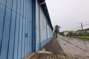 Pavilhão com 570m², no bairro Desvio Rizzo em Caxias do Sul para Alugar