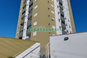 Apartamento com 57m², 2 dormitórios, 1 vaga, no bairro Santa Catarina em Caxias do Sul para Alugar