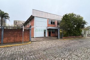 Pavilhão com 380m², no bairro Lourdes em Caxias do Sul para Alugar