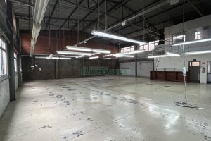 Pavilhão com 380m², no bairro Lourdes em Caxias do Sul para Alugar