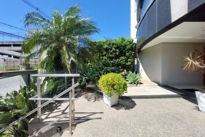 Apto Mobiliado com 110m², 2 dormitórios, 2 vagas, no bairro Lourdes em Caxias do Sul para Alugar