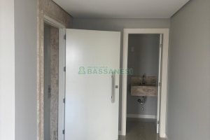 Apartamento com 264m², 3 dormitórios, 2 vagas, no bairro Lourdes em Caxias do Sul para Alugar