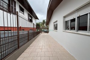 Casa com 190m², 3 dormitórios, 3 vagas, no bairro Rio Branco em Caxias do Sul para Alugar
