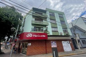 Apartamento com 90m², 3 dormitórios, 1 vaga, no bairro Pio X em Caxias do Sul para Alugar