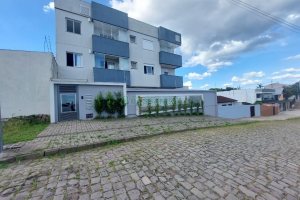 Apartamento com 70m², 2 dormitórios, 1 vaga, no bairro Kayser em Caxias do Sul para Alugar