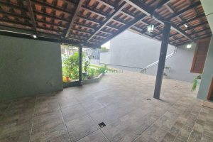 Casa com 200m², 4 dormitórios, 3 vagas, no bairro Colina Sorriso em Caxias do Sul para Alugar
