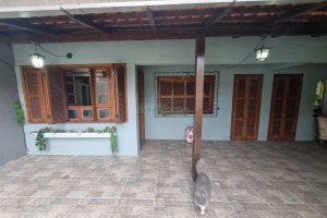 Casa com 200m², 4 dormitórios, 3 vagas, no bairro Colina Sorriso em Caxias do Sul para Alugar