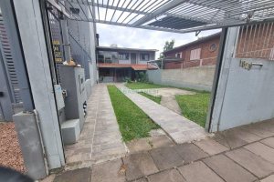 Casa com 200m², 4 dormitórios, 3 vagas, no bairro Colina Sorriso em Caxias do Sul para Alugar