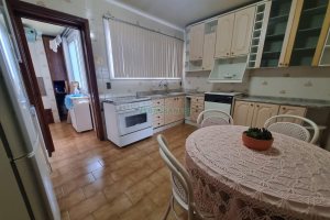 Apto Mobiliado com 80m², 2 dormitórios, 1 vaga, no bairro Centro em Caxias do Sul para Alugar