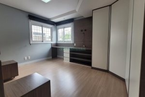 Apartamento com 174m², 3 dormitórios, 2 vagas, no bairro Sanvitto em Caxias do Sul para Comprar