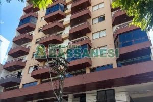 Apto Mobiliado com 147m², 3 dormitórios, no bairro Centro em Caxias do Sul para Alugar