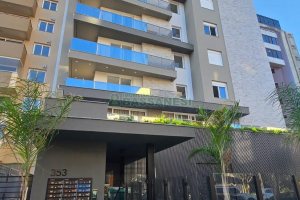 Apartamento com 106m², 3 dormitórios, 2 vagas, no bairro São Pelegrino em Caxias do Sul para Comprar