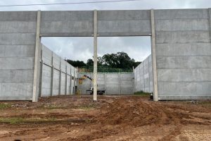 Pavilhão com 1400m², no bairro Jardim das Hortências em Caxias do Sul para Alugar