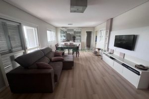 Apartamento com 130m², 3 dormitórios, 2 vagas, no bairro Bela Vista em Caxias do Sul para Comprar