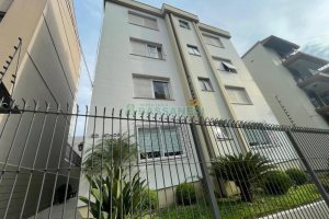 Apartamento com 122m², 3 dormitórios, 2 vagas, no bairro Exposição em Caxias do Sul para Comprar