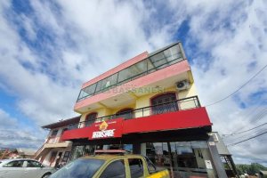 Sala com 250m², no bairro Desvio Rizzo em Caxias do Sul para Alugar