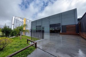 Pavilhão com 670m², no bairro Charqueadas em Caxias do Sul para Alugar