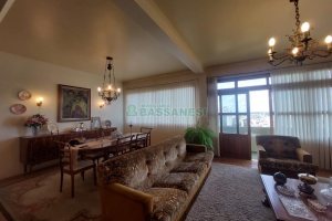 Apartamento com 236m², 4 dormitórios, 4 vagas, no bairro Exposição em Caxias do Sul para Comprar