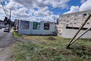 Terreno com 1476m², no bairro São Pelegrino em Caxias do Sul para Comprar