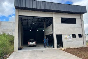 Pavilhão com 310m², no bairro Jardim das Hortências em Caxias do Sul para Alugar