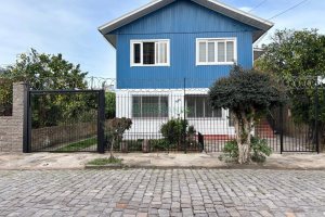 Casa com 74m², 3 dormitórios, 1 vaga, no bairro Madureira em Caxias do Sul para Alugar