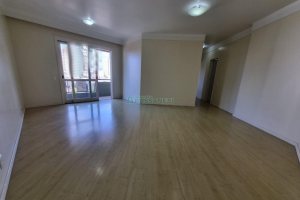 Apartamento com 108m², 3 dormitórios, 2 vagas, no bairro São Pelegrino em Caxias do Sul para Alugar