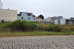 Terreno com 877m², no bairro São Luiz em Caxias do Sul para Comprar