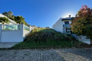 Terreno com 360m², no bairro Monte Bérico em Caxias do Sul para Comprar