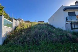 Terreno com 360m², no bairro Monte Bérico em Caxias do Sul para Comprar