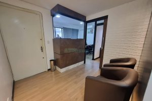 Sala Mobiliada com 47m², no bairro Centro em Caxias do Sul para Alugar