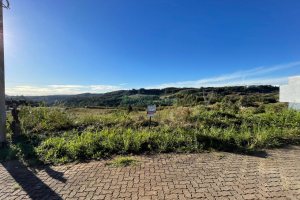 Terreno com 360m², no bairro Monte Bérico em Caxias do Sul para Comprar