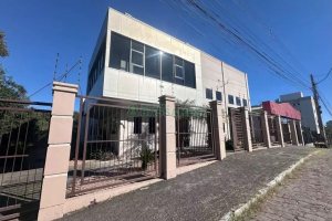 Pavilhão com 500m², 15 vagas, no bairro Charqueadas em Caxias do Sul para Alugar