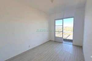 Apartamento com 68m², 2 dormitórios, 1 vaga, no bairro Cruzeiro em Caxias do Sul para Comprar