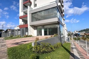 Loja com 200m², no bairro Pio X em Caxias do Sul para Alugar