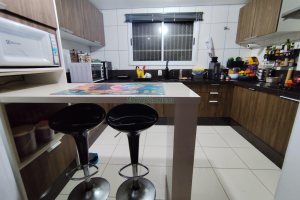 Sobrado com 99m², 2 dormitórios, 2 vagas, no bairro Ana Rech em Caxias do Sul para Comprar