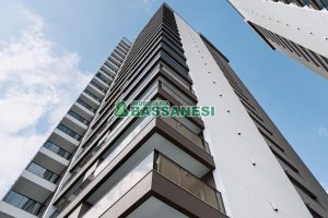Apartamento com 130m², 3 dormitórios, 2 vagas, no bairro Petrópolis em Caxias do Sul para Alugar