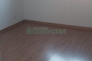 Apartamento com 55m², 2 dormitórios, 1 vaga, no bairro Nossa Senhora da Saúde em Caxias do Sul para Alugar