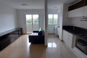 Apartamento com 70m², 3 dormitórios, 1 vaga, no bairro Madureira em Caxias do Sul para Alugar