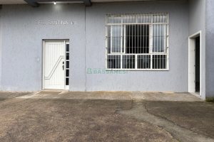 Loja com 100m², no bairro Charqueadas em Caxias do Sul para Alugar