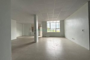Loja com 100m², no bairro Charqueadas em Caxias do Sul para Alugar