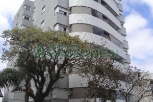 Apto Mobiliado com 76m², 2 dormitórios, 2 vagas, no bairro Madureira em Caxias do Sul para Alugar