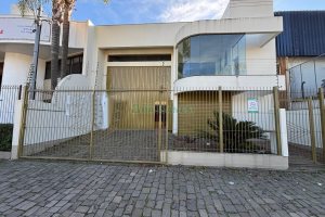 Pavilhão com 450m², no bairro São José em Caxias do Sul para Alugar