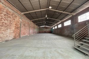 Pavilhão com 400m², no bairro Desvio Rizzo em Caxias do Sul para Alugar