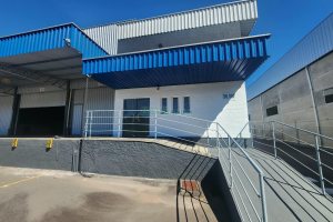 Pavilhão com 2961m², no bairro São Giácomo em Caxias do Sul para Alugar