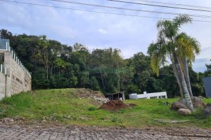Terreno, no bairro Linha 40 em Caxias do Sul para Comprar