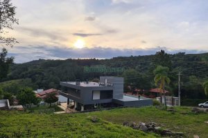 Terreno, no bairro Linha 40 em Caxias do Sul para Comprar